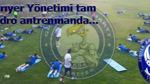 Yönetim tam kadro antrenmanı izledi.