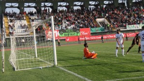 SARIYER KAN KAYBETMEYE DEVAM EDİYOR. IĞDIR FK 2 – 1 SARIYER